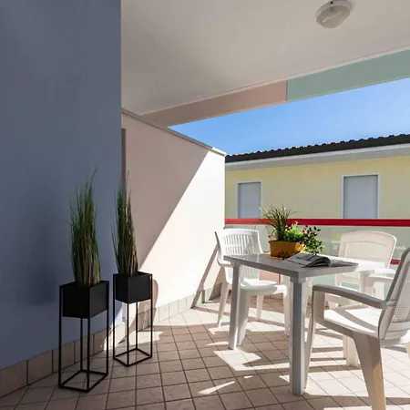 Daire Great With Balcony Bibione